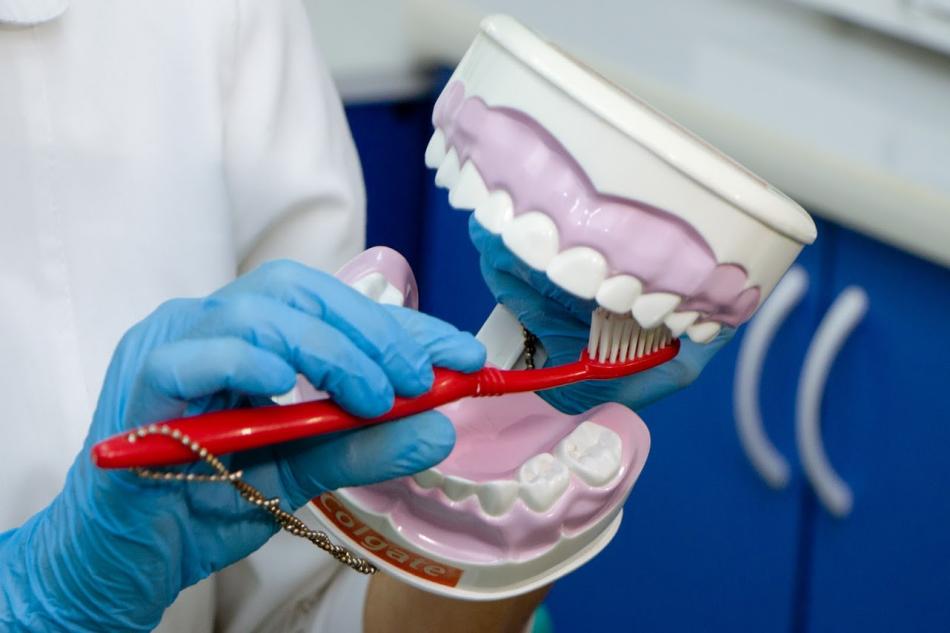 Профилактика осложнений после лечения зубов.