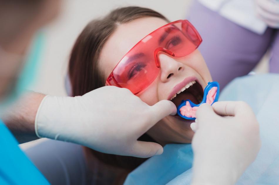 Методы восстановления поврежденной эмали зуба.